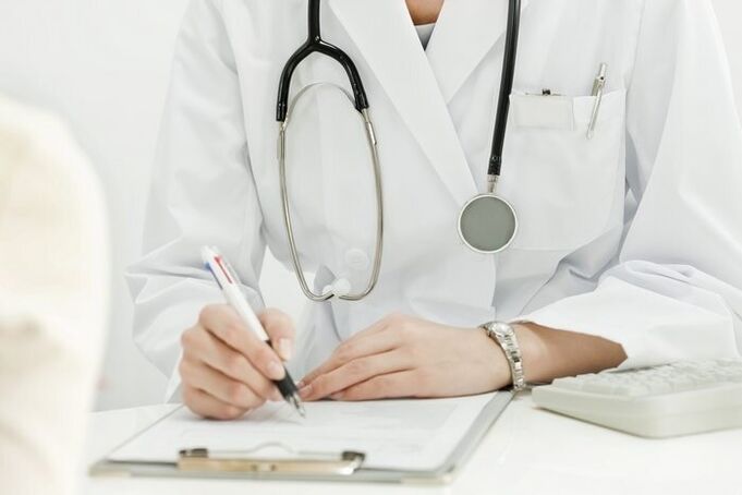 En Dokter deen helminthesch Infestatiounen behandelt